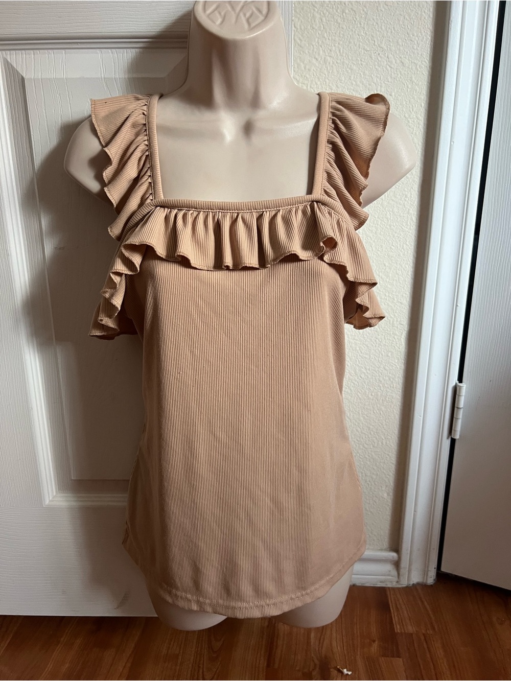 Ruffle-Trim Square Neck Women's Top - Nude